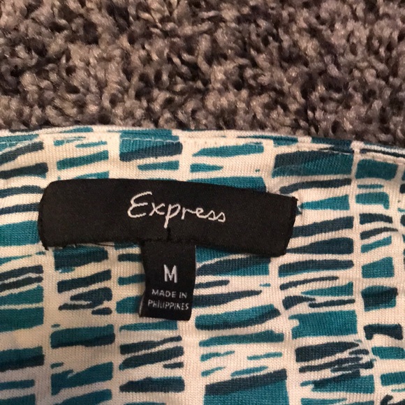 Express halter top - Picture 5 of 5